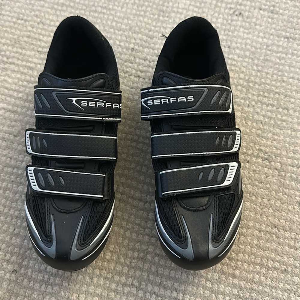 Serfas Cycling Shoes Size 39